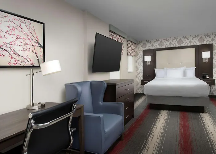 West End Washington Dc, Tapestry Collection By Hilton