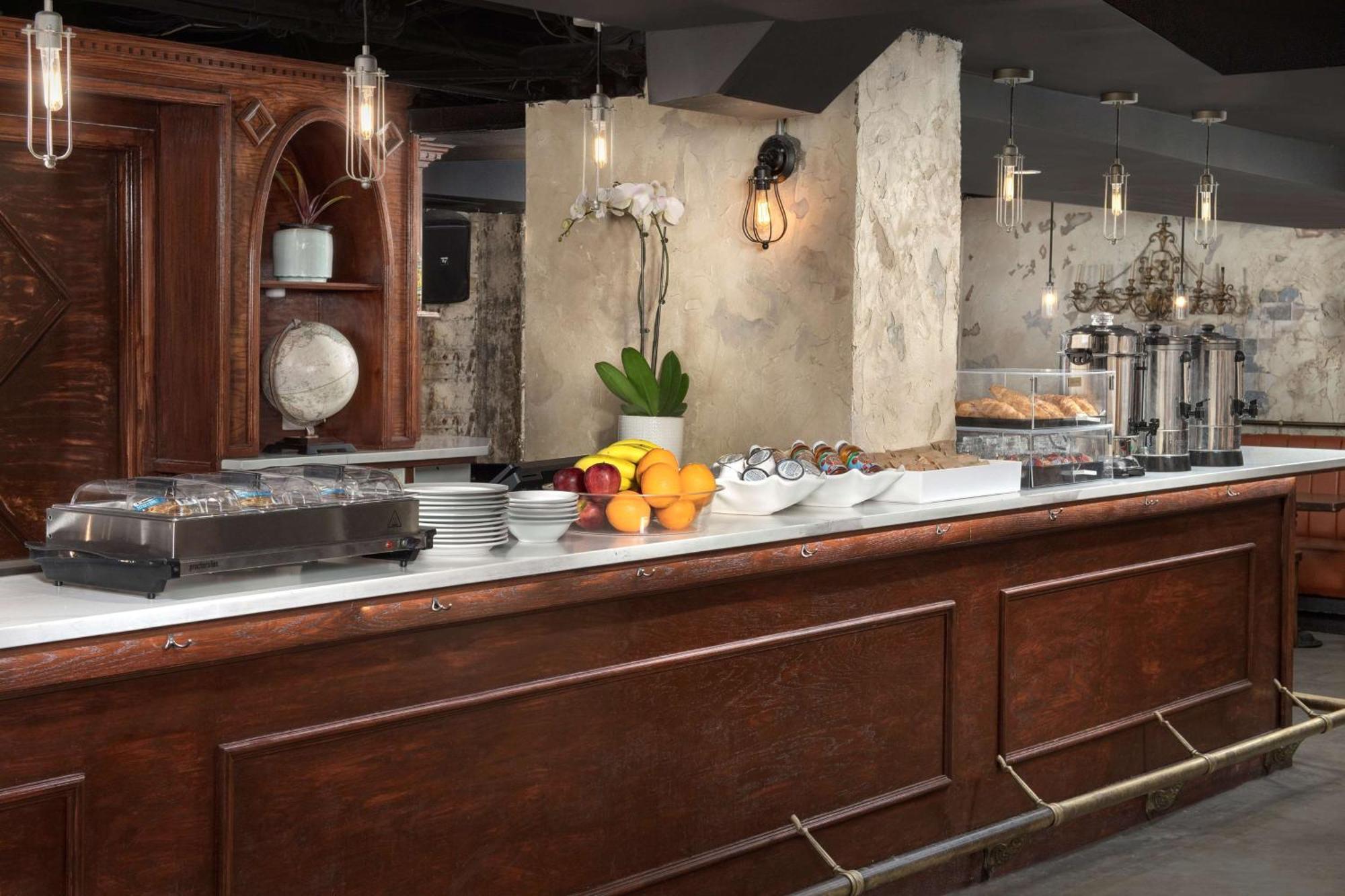 West End Dc, Tapestry Collection By Hilton Hotel 4*