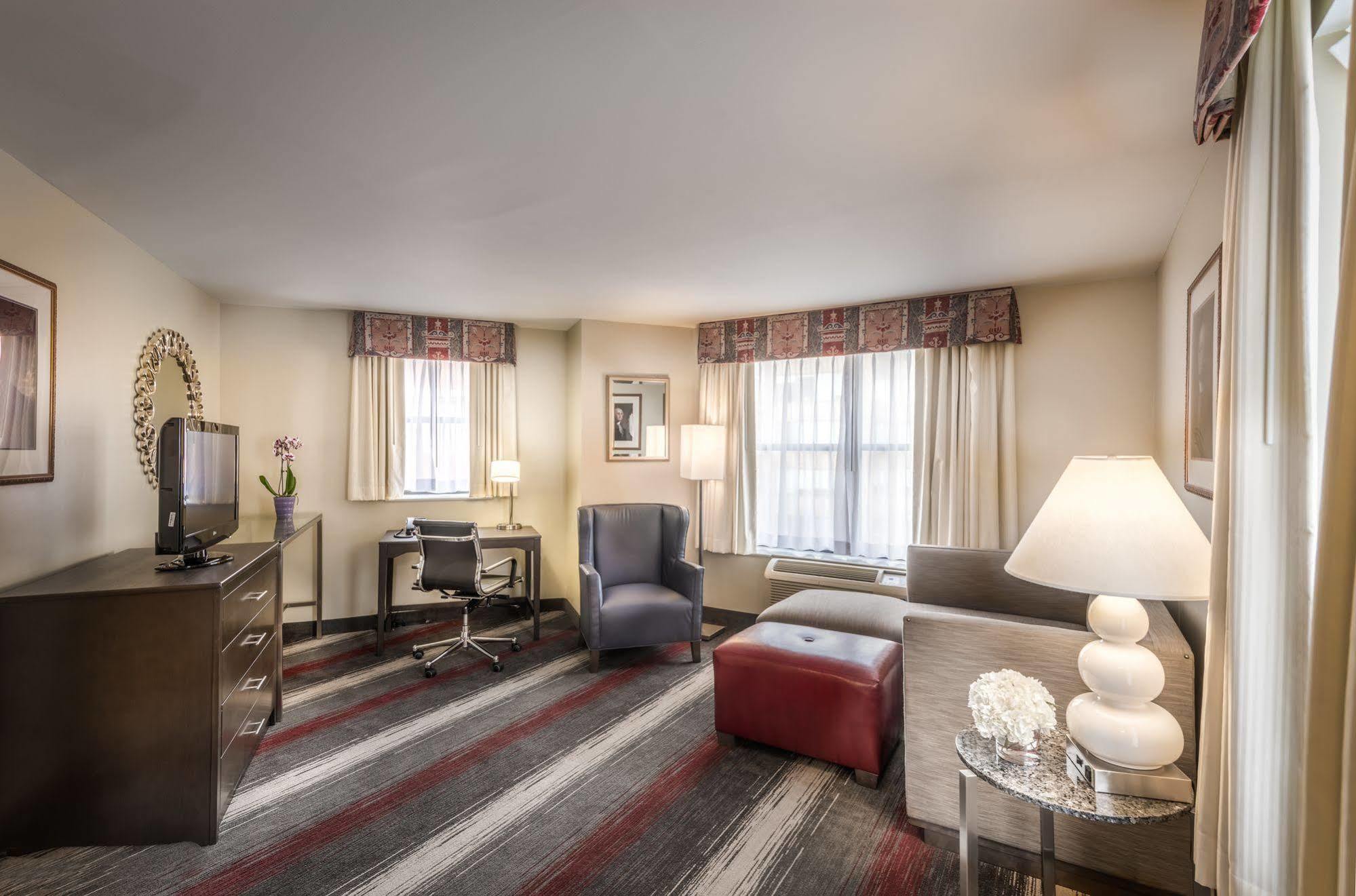 West End Dc, Tapestry Collection By Hilton Hotel