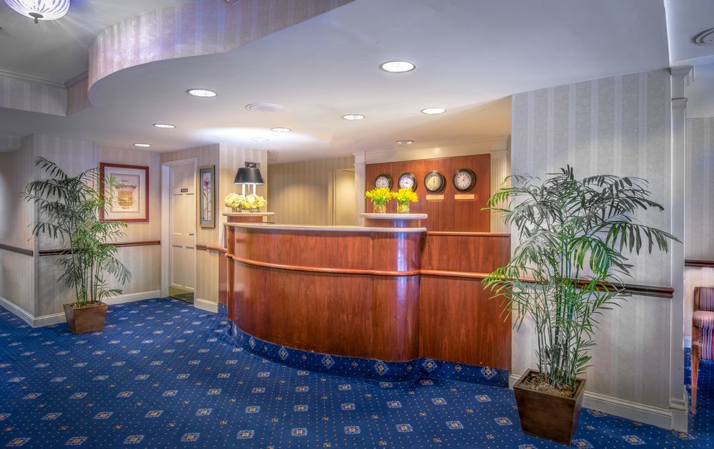 West End Dc, Tapestry Collection By Hilton Washington