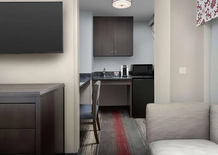 West End Washington Dc, Tapestry Collection By Hilton